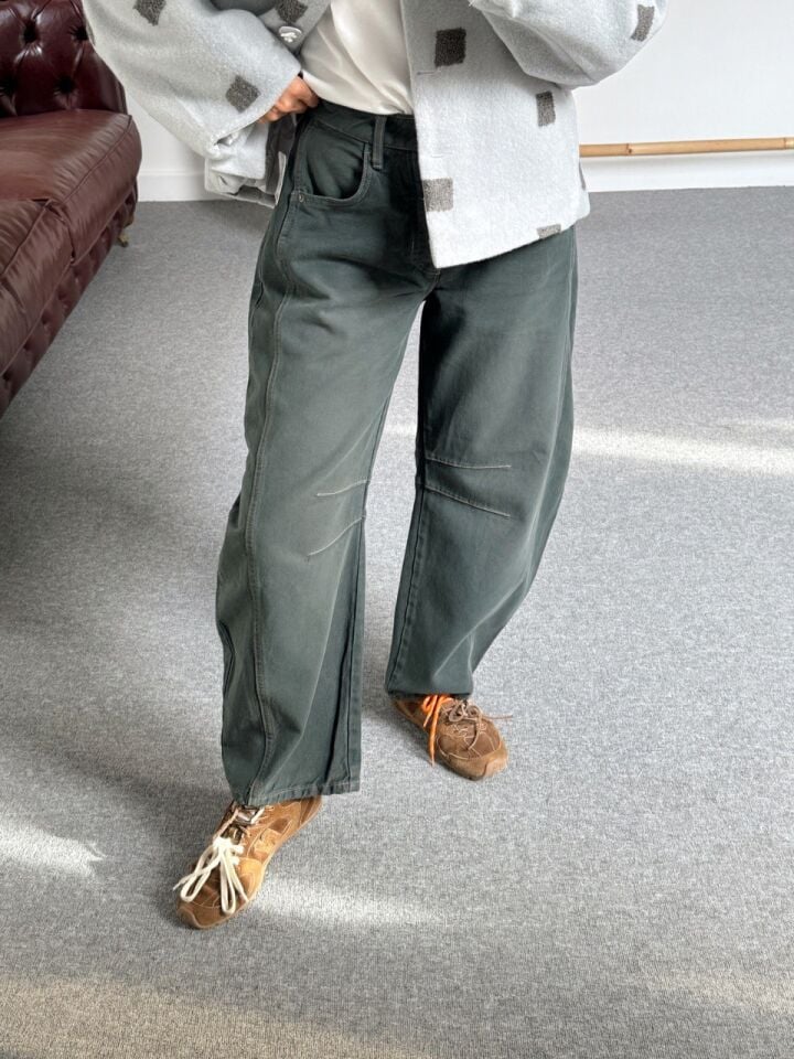 KOYU YEŞİL BARREL JEAN