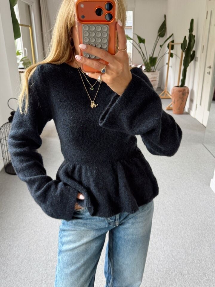 LACİVERT PEPLUM KAZAK