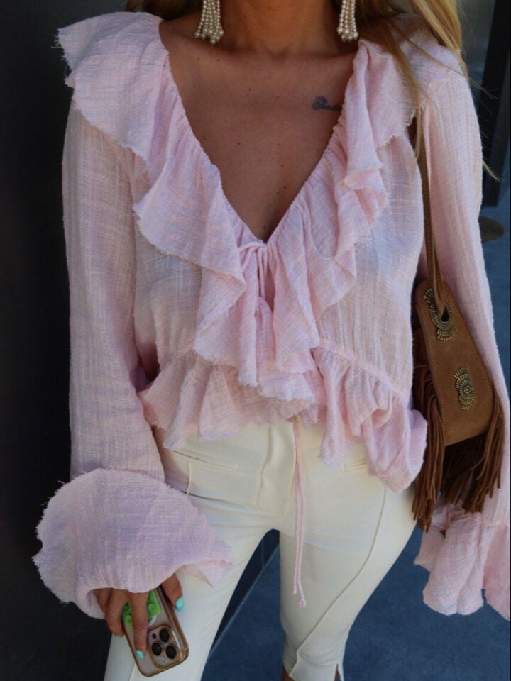 PEMBE VOLANLI İTHAL BLUZ