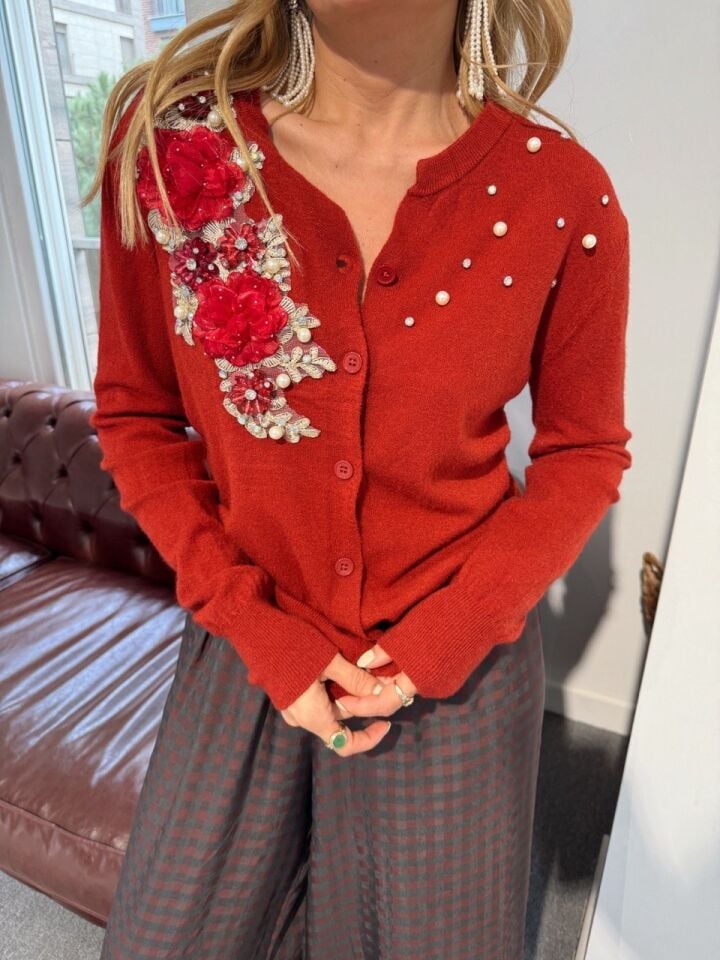 BORDO BONCUK İŞLEMELİ İTHAL HIRKA