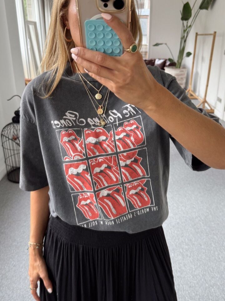 YIKAMALI ROLLING STONE TSHIRT