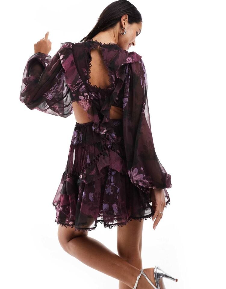 MÜRDÜM PENCERE DETAY İŞLEMELİ İTHAL ELBİSE