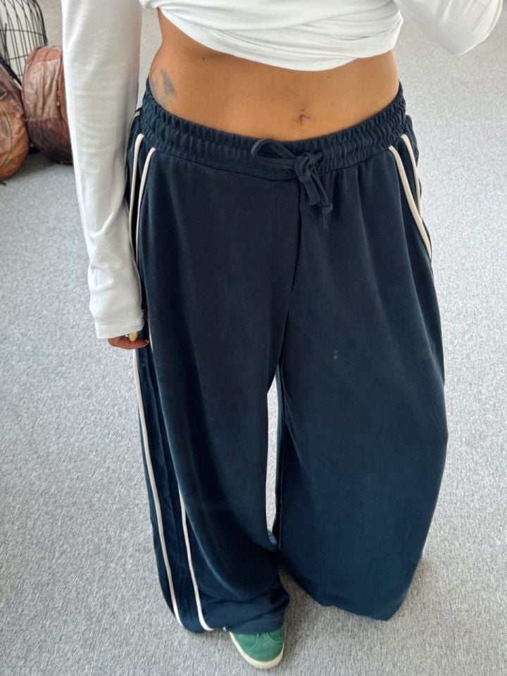 LACİVERT  ÇİZGİLİ MODAL KUMAŞ EŞOFMAN