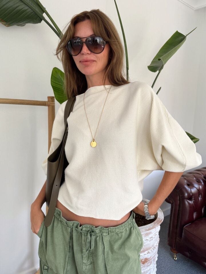 KREM YUMUŞAK DOKULU TRİKO