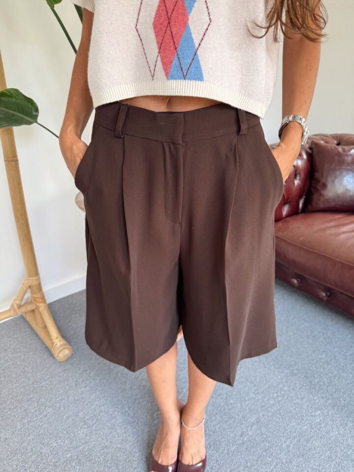 KAHVE KREP KUMAŞ PENSLİ BERMUDA