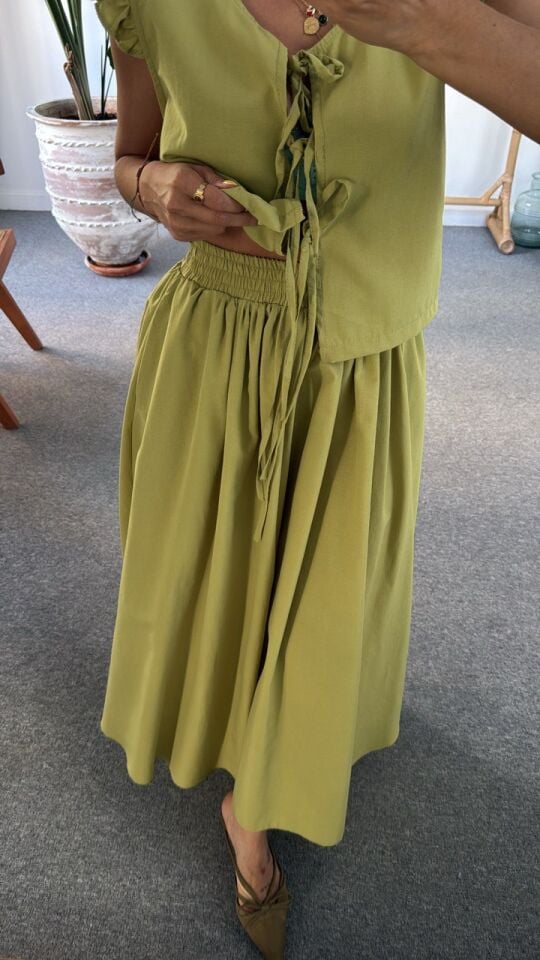 YEŞİL BAĞLAMALI YELEK ETEK TAKIM