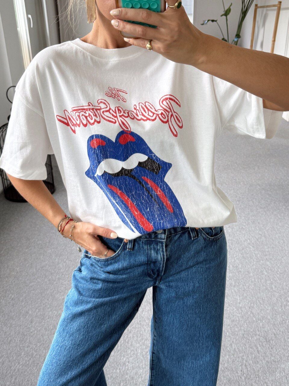 BEYAZ ROLLING STONE BASKILI TSHIRT