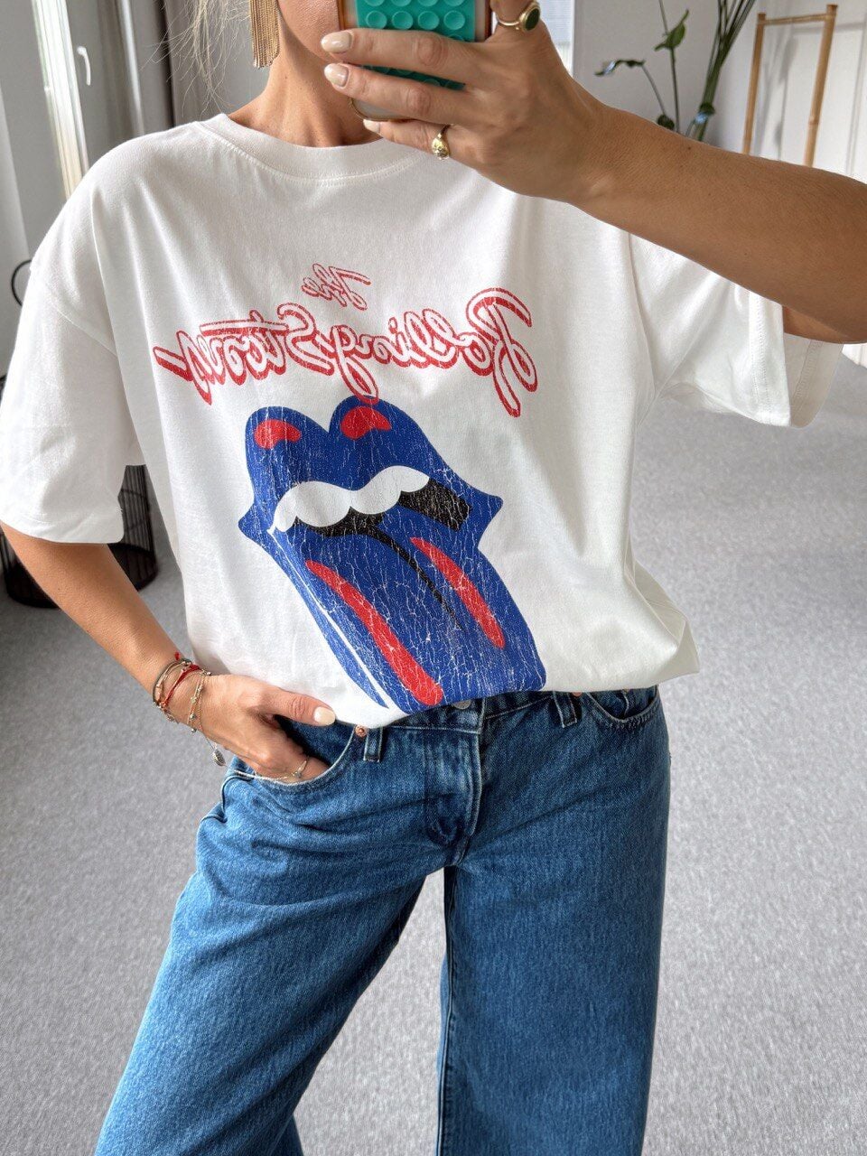 BEYAZ ROLLING STONE BASKILI TSHIRT