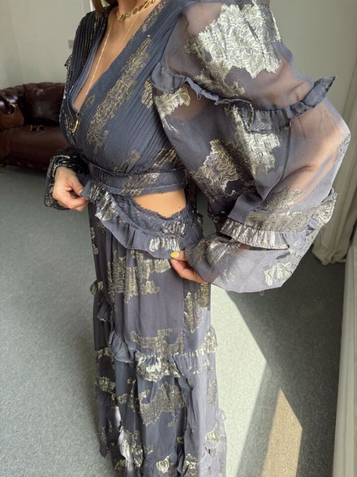 LACİVERT BEL DEKOLTELİ İTHAL MAXI ELBİSE