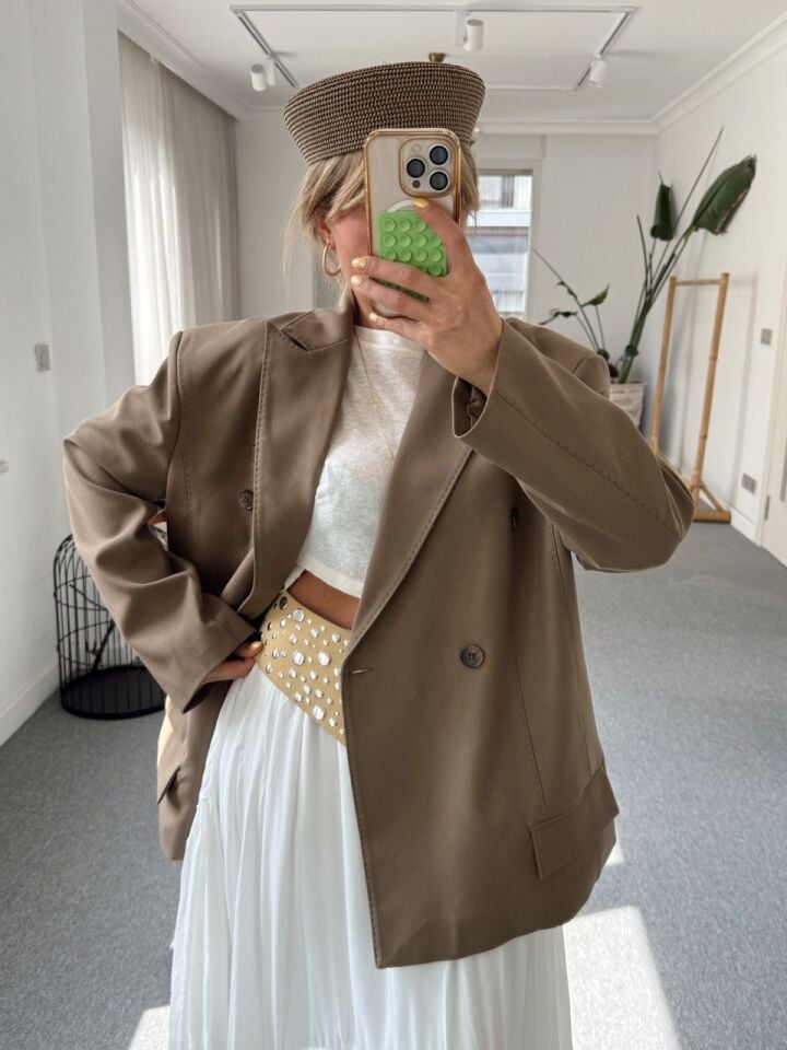 KARAMEL PUNTA DİKİŞLİ CEKET