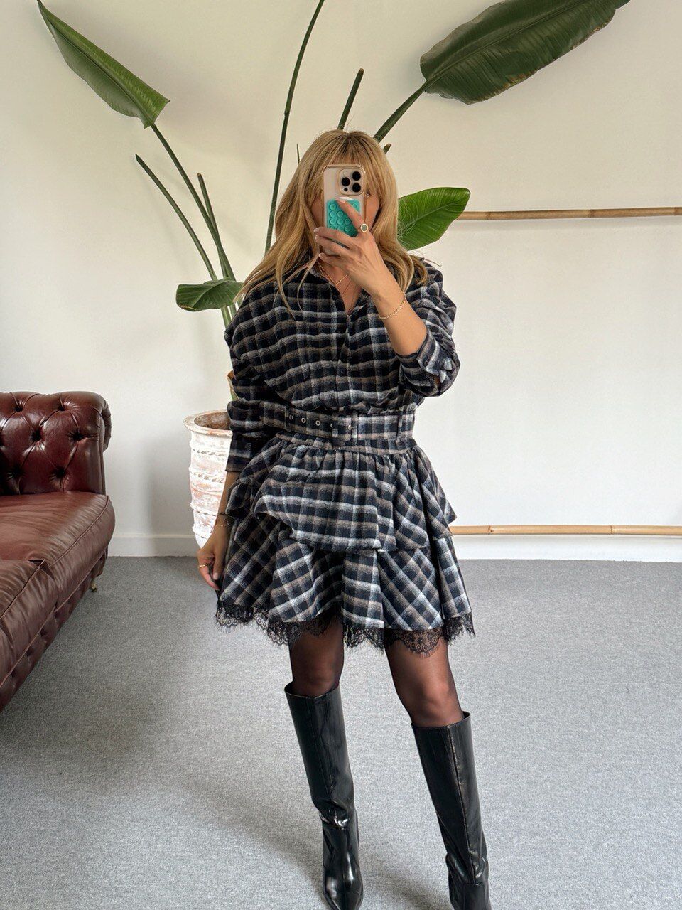 LACİVERT DANTEL DETAY EKOSE ELBİSE