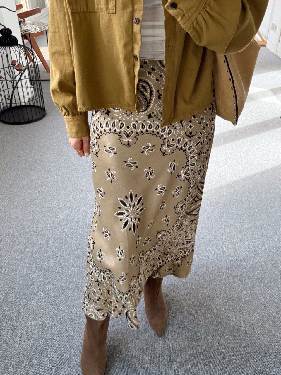 YAĞ YEŞİLİ ŞAL DESEN SATEN ETEK