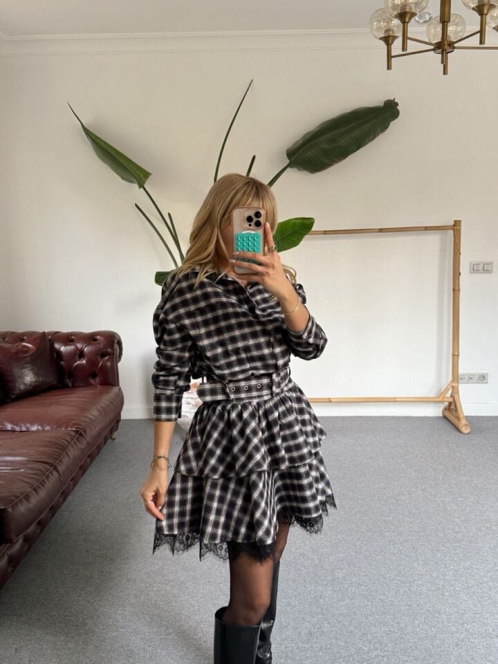 KAHVE DANTEL DETAY EKOSE ELBİSE