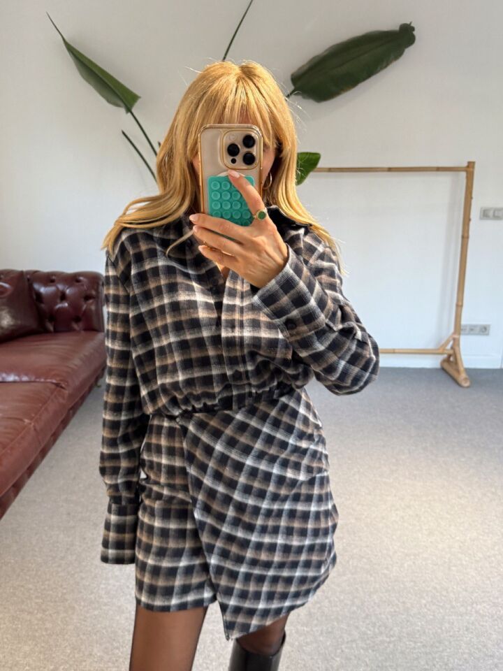 LACİVERT ETEKLİ GÖMLEK ELBİSE L