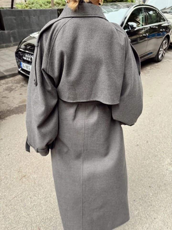 KOYU GRİ KEMERLİ KABAN