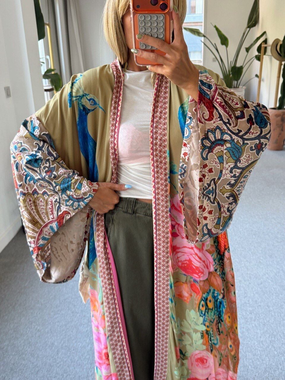 YEŞİL TAVUS KUŞU DESEN KAFTAN