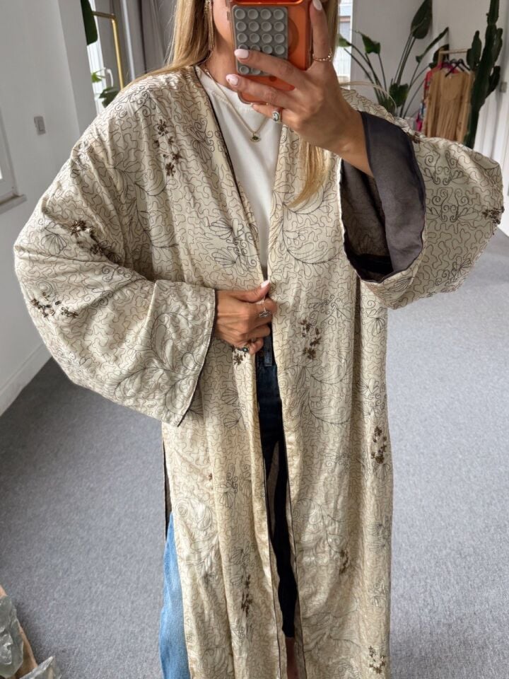 SATEN ASTARLI İTHAL KAFTAN