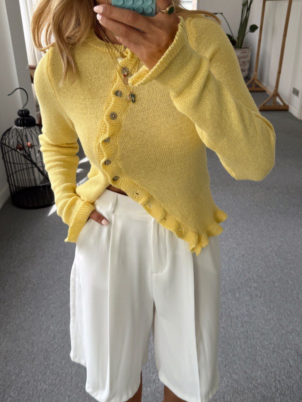 BEYAZ KREP KUMAŞ PENSLİ BERMUDA