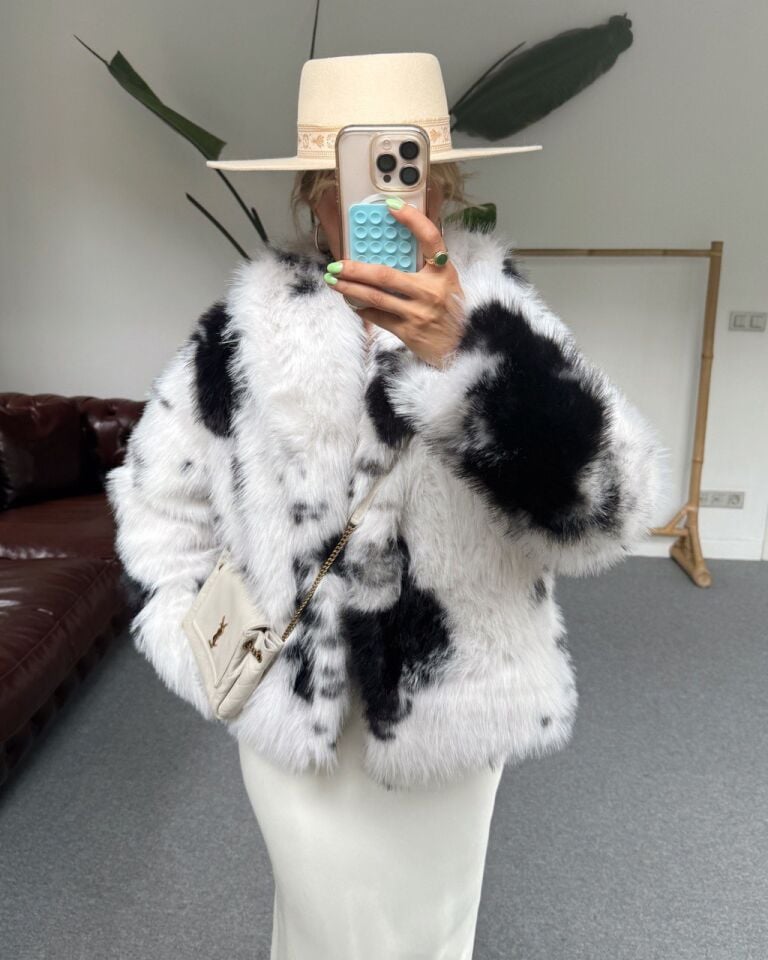 BEYAZ DESENLİ KÜRK MONT