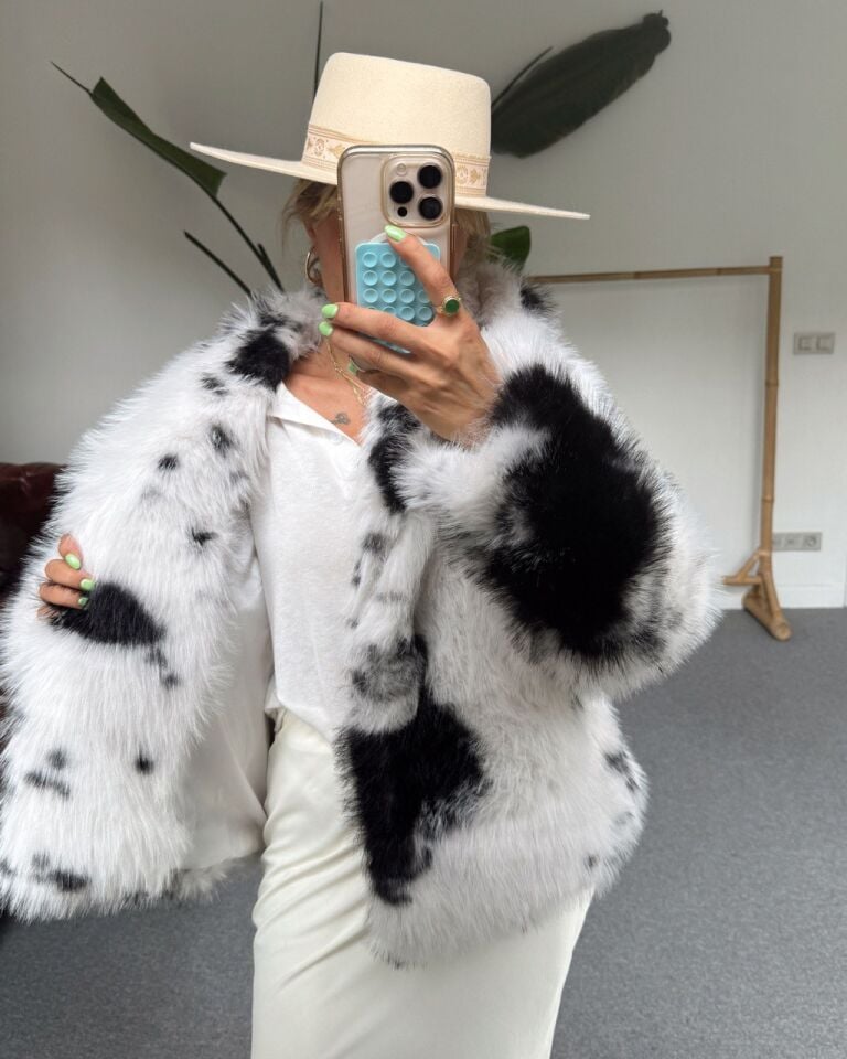 BEYAZ DESENLİ KÜRK MONT