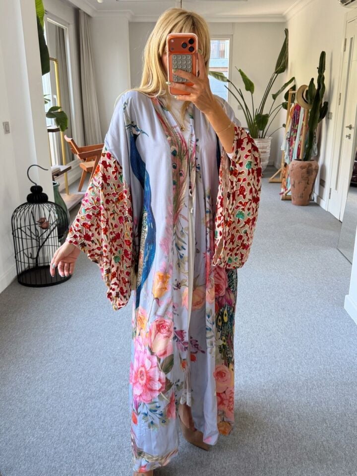 LİLA TAVUS KUŞU DESEN KAFTAN