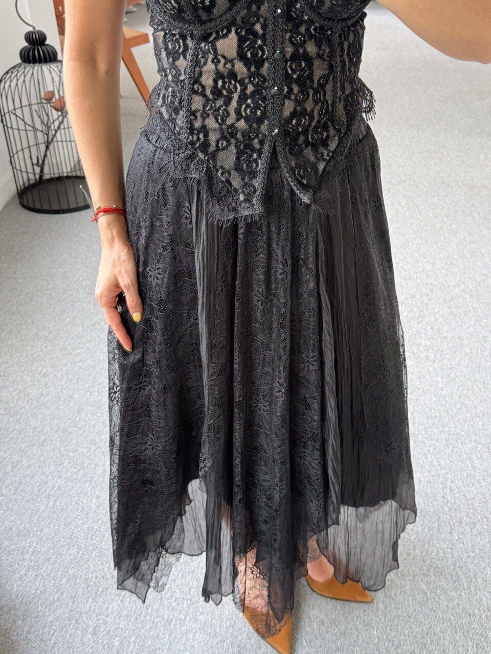 SİYAH TÜL DANTEL PARÇALI İTHAL ETEK