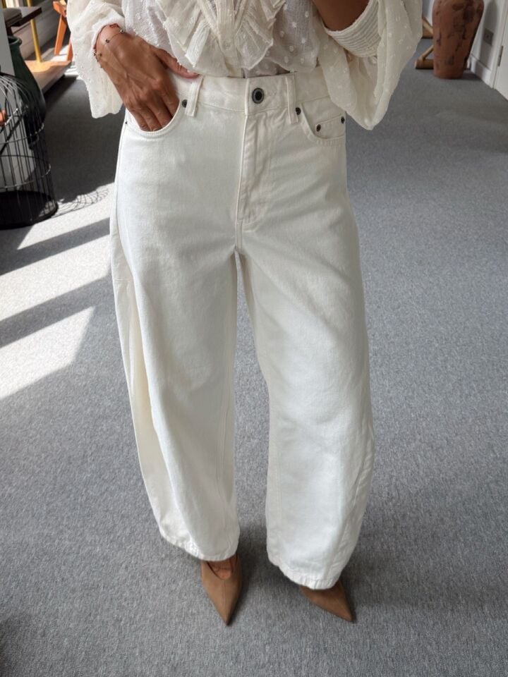 KREM BAGGY BARREL JEAN