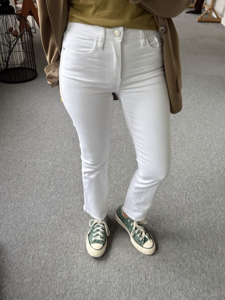 BEYAZ FLARE DENIM JEAN