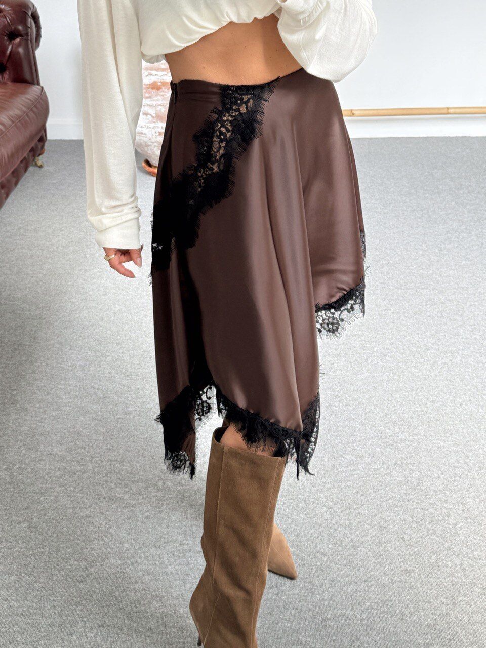 KAHVE MİDİ BOY DANTEL DETAY ETEK