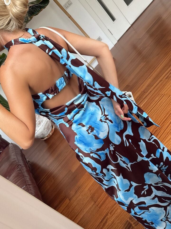 DESENLİ STRAPLEZ MAXI SATEN ELBİSE