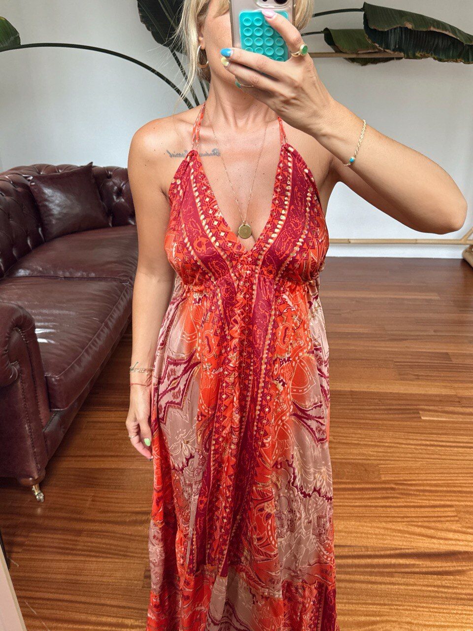 MERCAN RENGİ ŞAL DESEN İTHAL ELBİSE