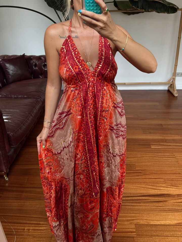 MERCAN RENGİ ŞAL DESEN İTHAL ELBİSE