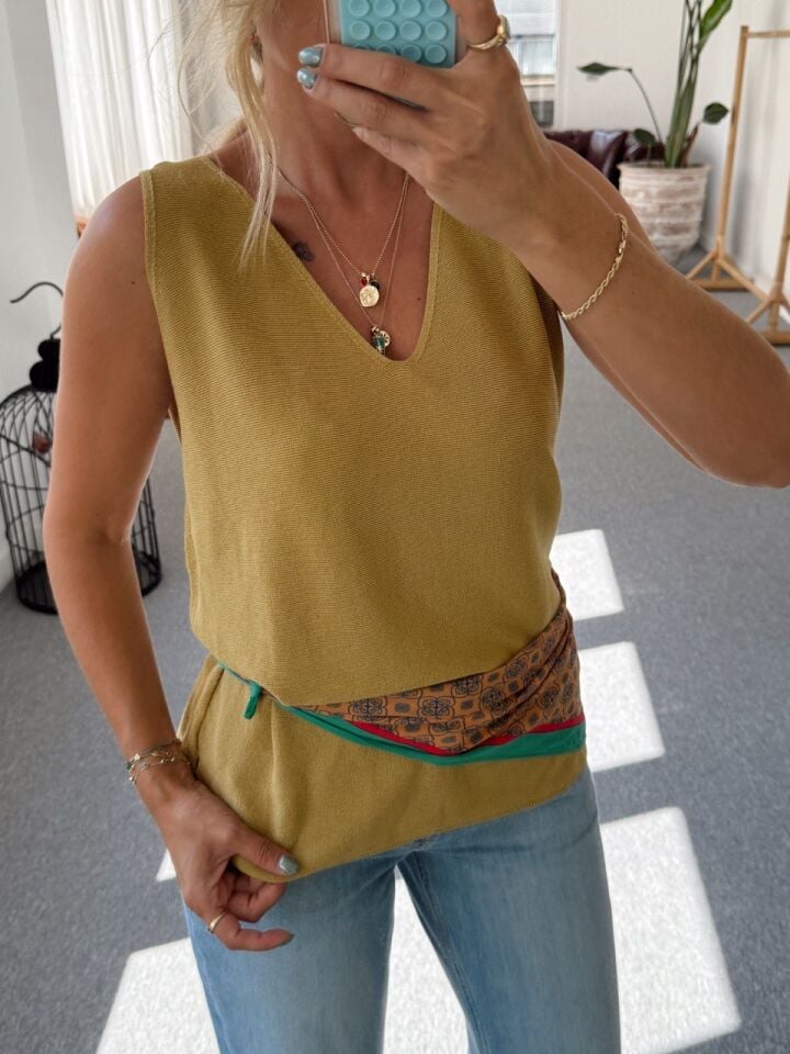 YAĞ YEŞİLİ KOLSUZ TRİKO ATLET