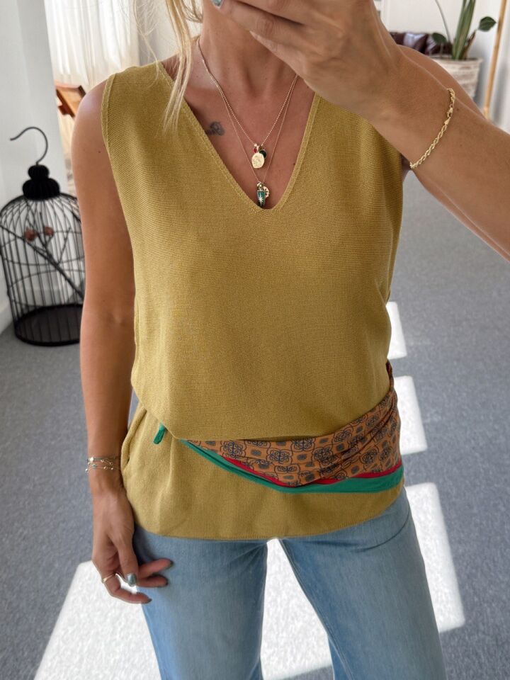 YAĞ YEŞİLİ KOLSUZ TRİKO ATLET