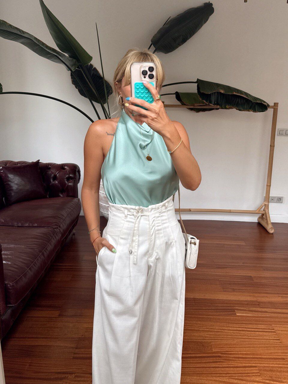 MİNT HALTER YAKA SATEN TOP