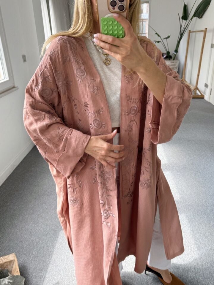 GÜL KURUSU NAKIŞLI İTHAL KİMONO