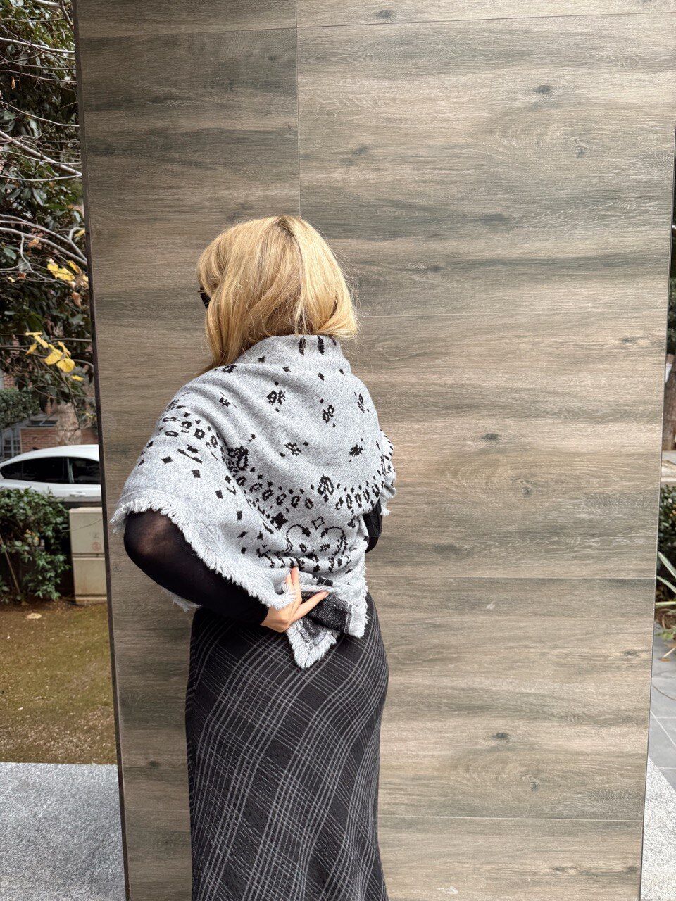 GRİ DESENLİ TRİKO ŞAL