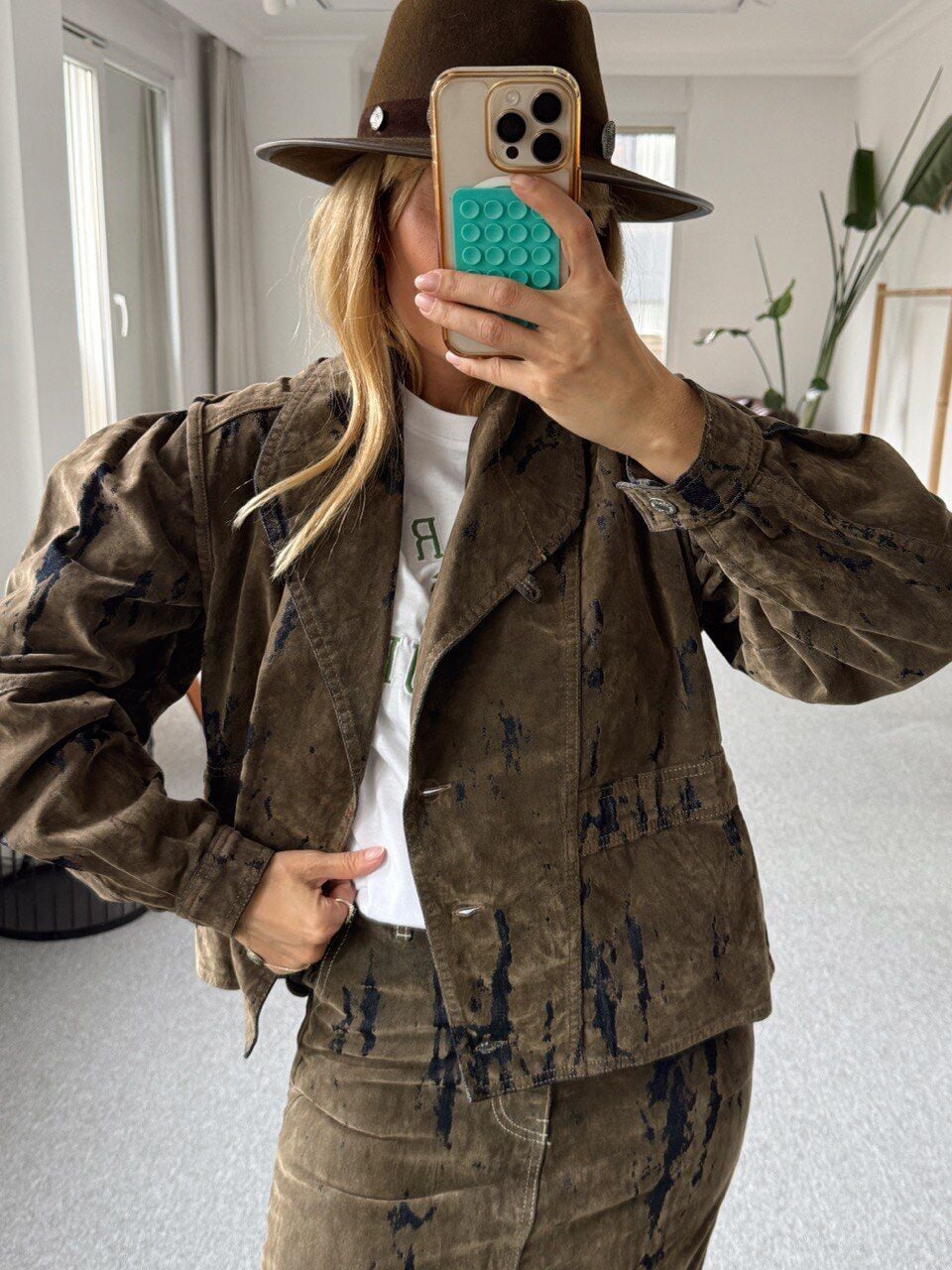 HAKİ-MAVİ RENK GEÇİŞLİ CEKET