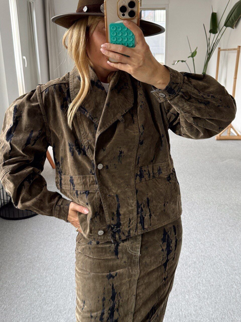 HAKİ-MAVİ RENK GEÇİŞLİ CEKET