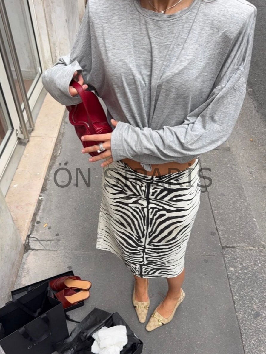 ZEBRA DESENLİ SATEN MİDİ ETEK (ÖN SİPARİŞ)