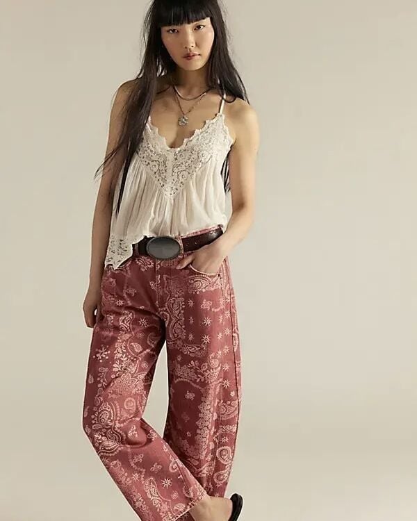 BORDO ETNİK DESENLİ BARREL JEAN