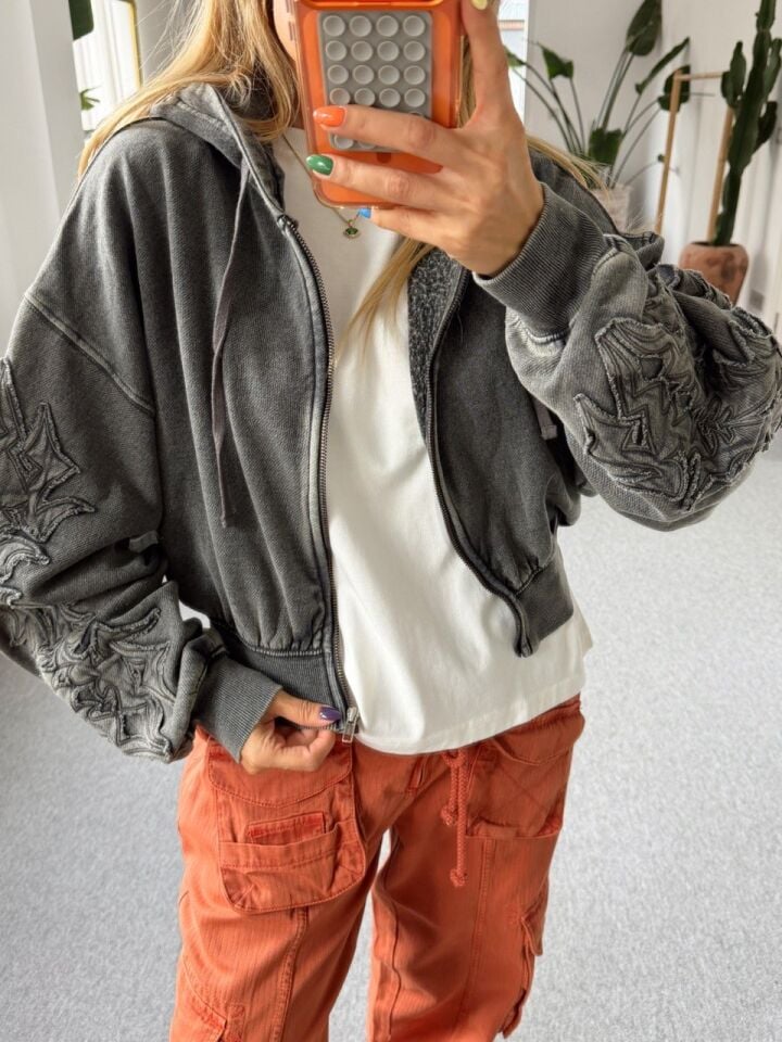 ANTRASİT YIKAMALI İTHAL SWEATSHIRT
