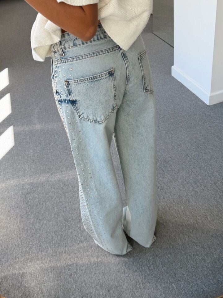 AÇIK MAVİ TAŞLI DENİM JEAN