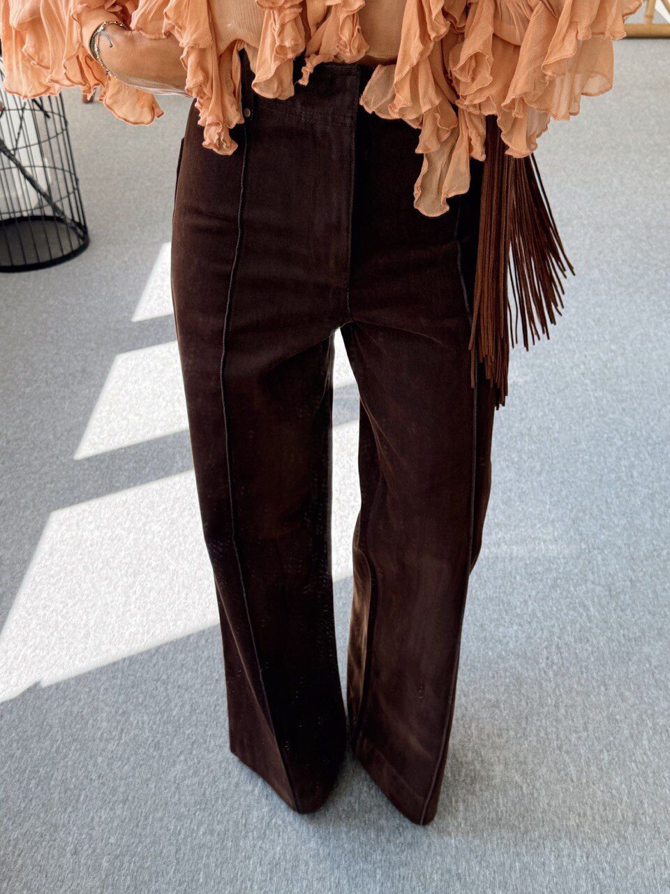 KAHVE DİKİŞ DETAY NUBUK PANTOLON