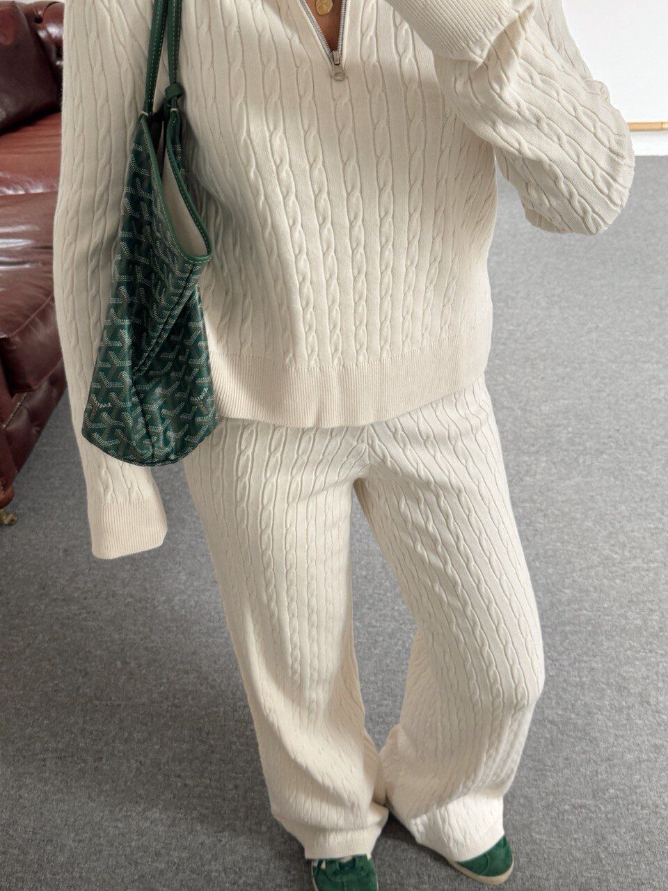 EKRU SAÇ ÖRGÜ TRİKO TAKIM