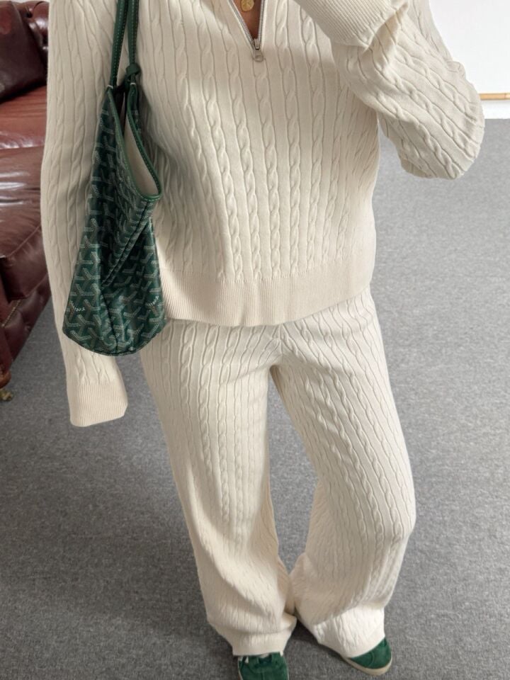 EKRU SAÇ ÖRGÜ TRİKO TAKIM