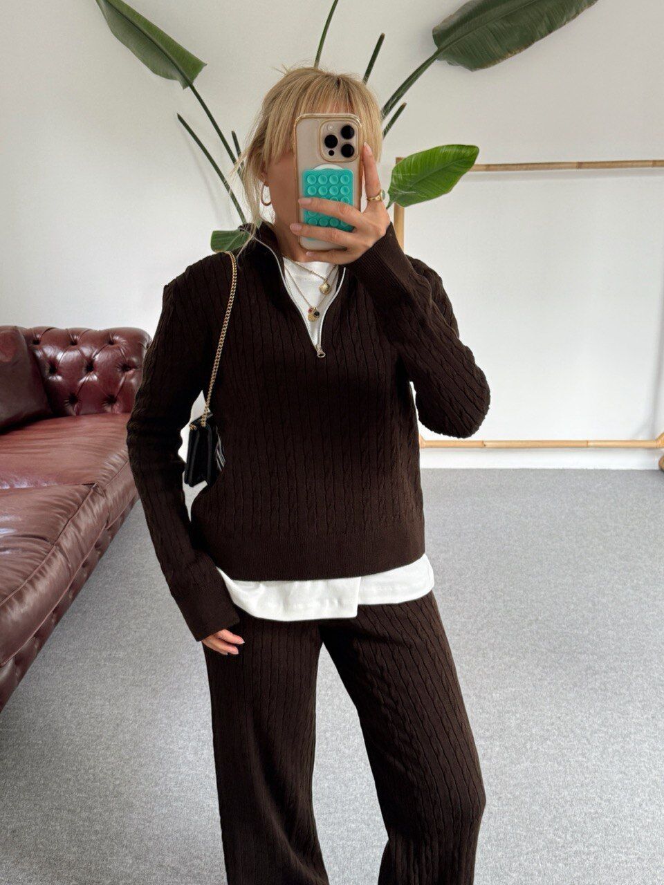 KAHVERENGİ SAÇ ÖRGÜ TRİKO TAKIM