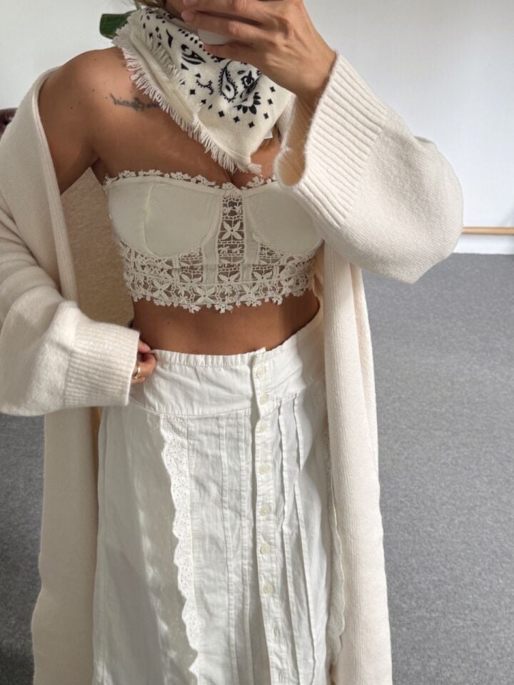 DANTEL İŞLEMELİ İTHAL TOP