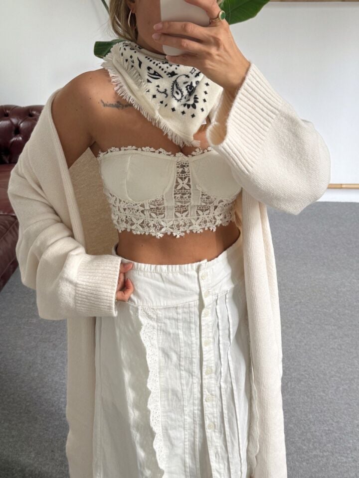 DANTEL İŞLEMELİ İTHAL TOP