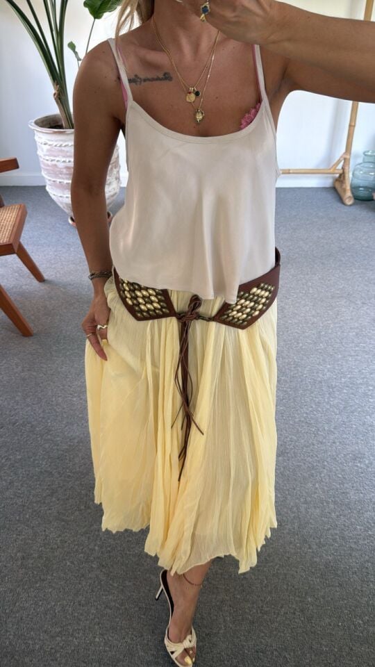 EKRU ASKILI SATEN BLUZ